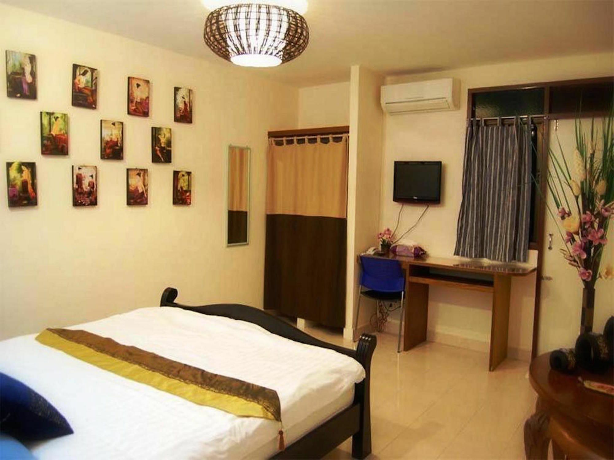Vareevara Apartment Bangkok Esterno foto